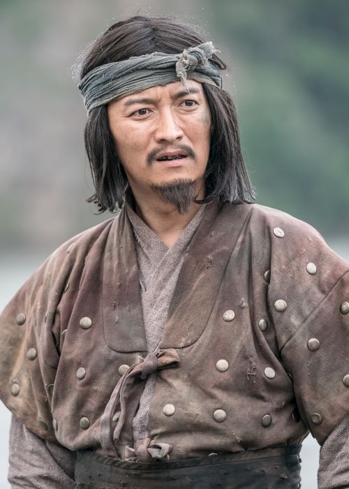 韓国ドラマ「私の国」のパク・ムンボクを演じているイン・ギョジン