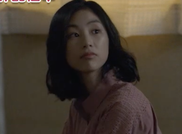 韓国ドラマ「太陽の末裔」のリ・イェファを演じるチョン・スジン